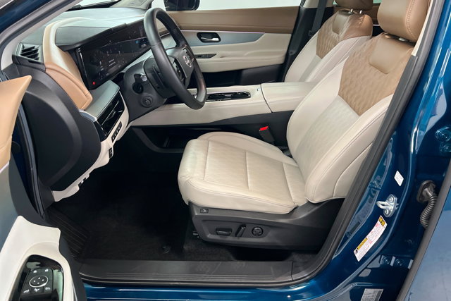 Certified 2025 Nissan Murano Platinum w/ Cargo Package AWD/4WD image 18