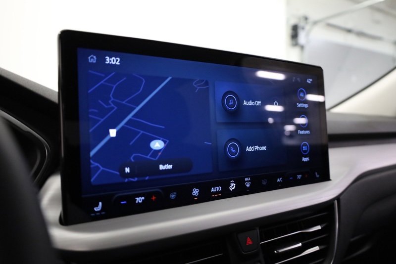 Used 2023 Ford Escape Platinum image 16