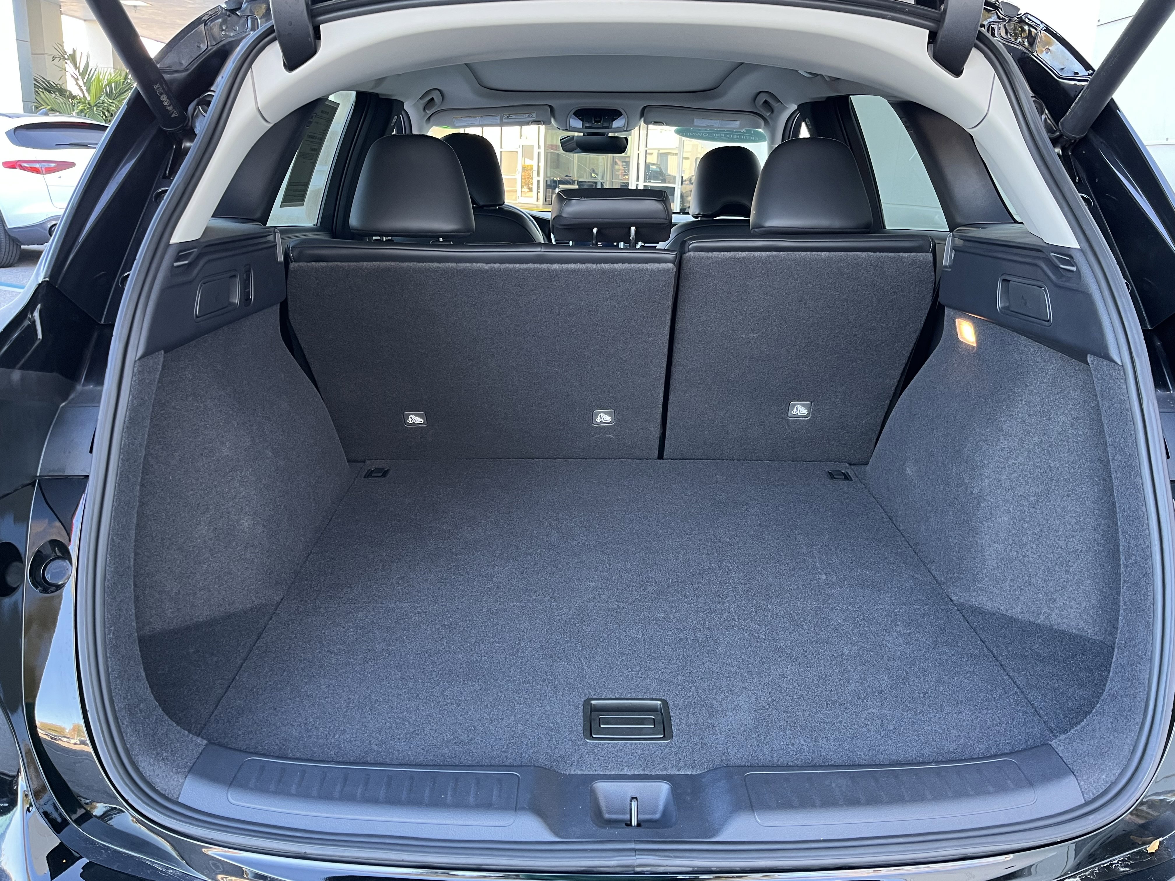 Certified 2025 INFINITI QX50 Luxe image 19