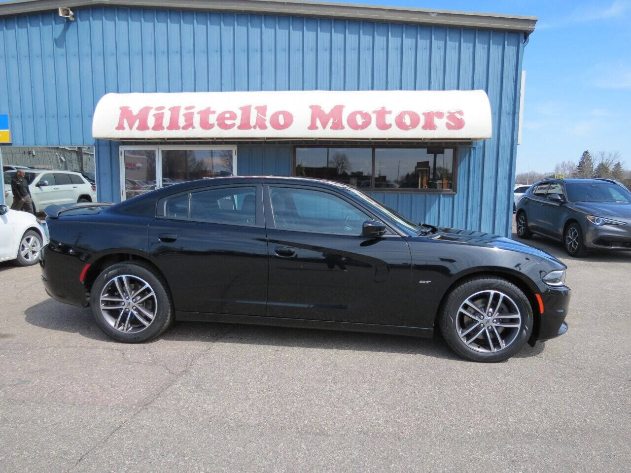 Used 2018 Dodge Charger GT image 1