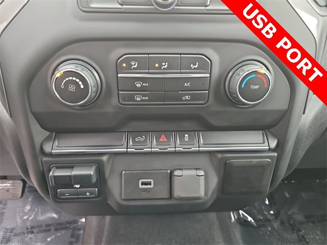 Certified 2020 Chevrolet Silverado 2500 Custom w/ Custom Value Package image 17