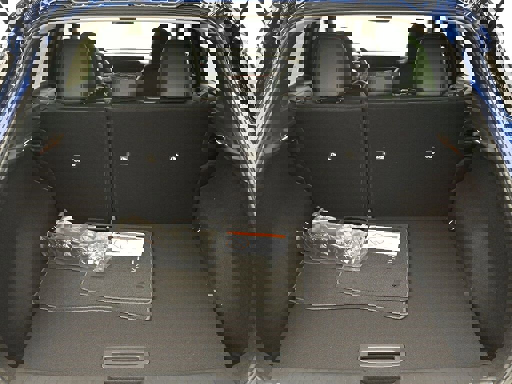 New 2026 Nissan Kicks SR image 22