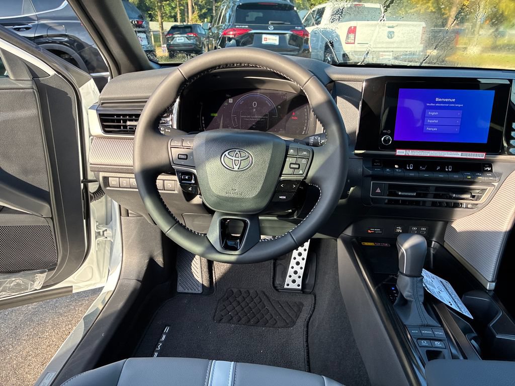New 2026 Toyota Camry SE FWD image 18