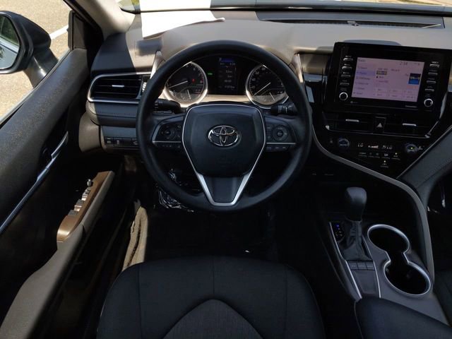Used 2023 Toyota Camry LE w/ Convenience Package image 15
