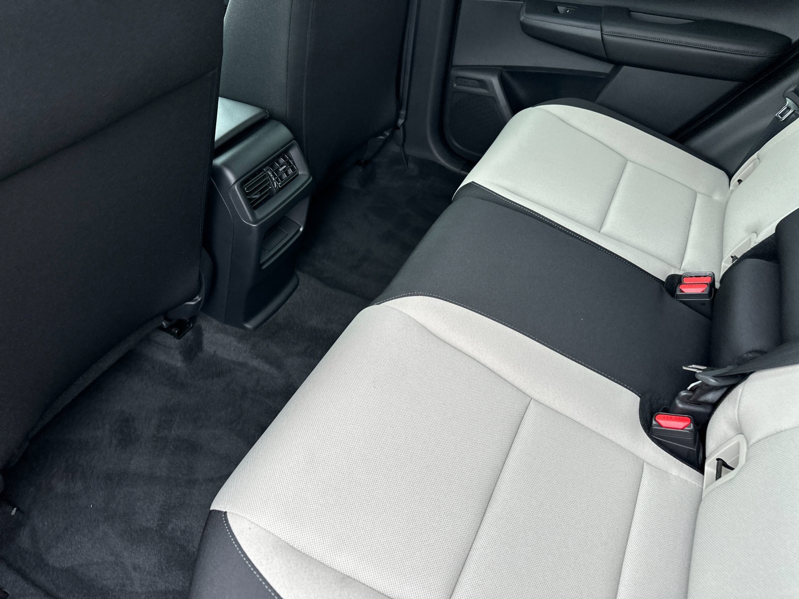 Used 2023 Honda CR-V LX image 11