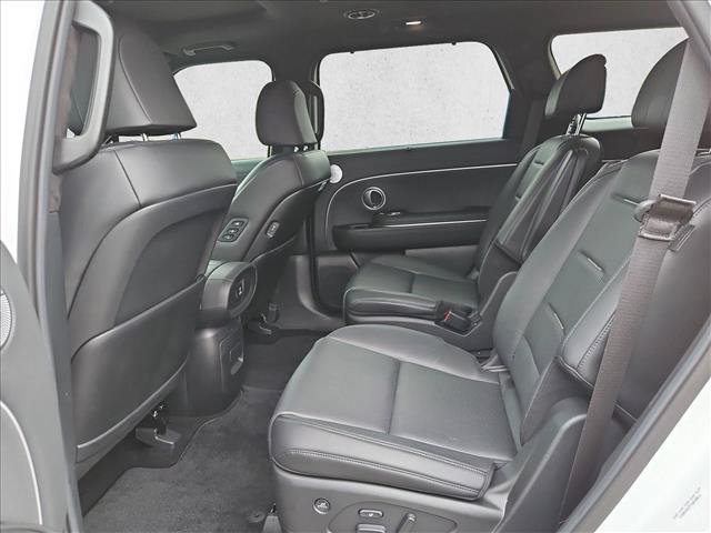 Used 2026 Hyundai Palisade Calligraphy FWD image 15