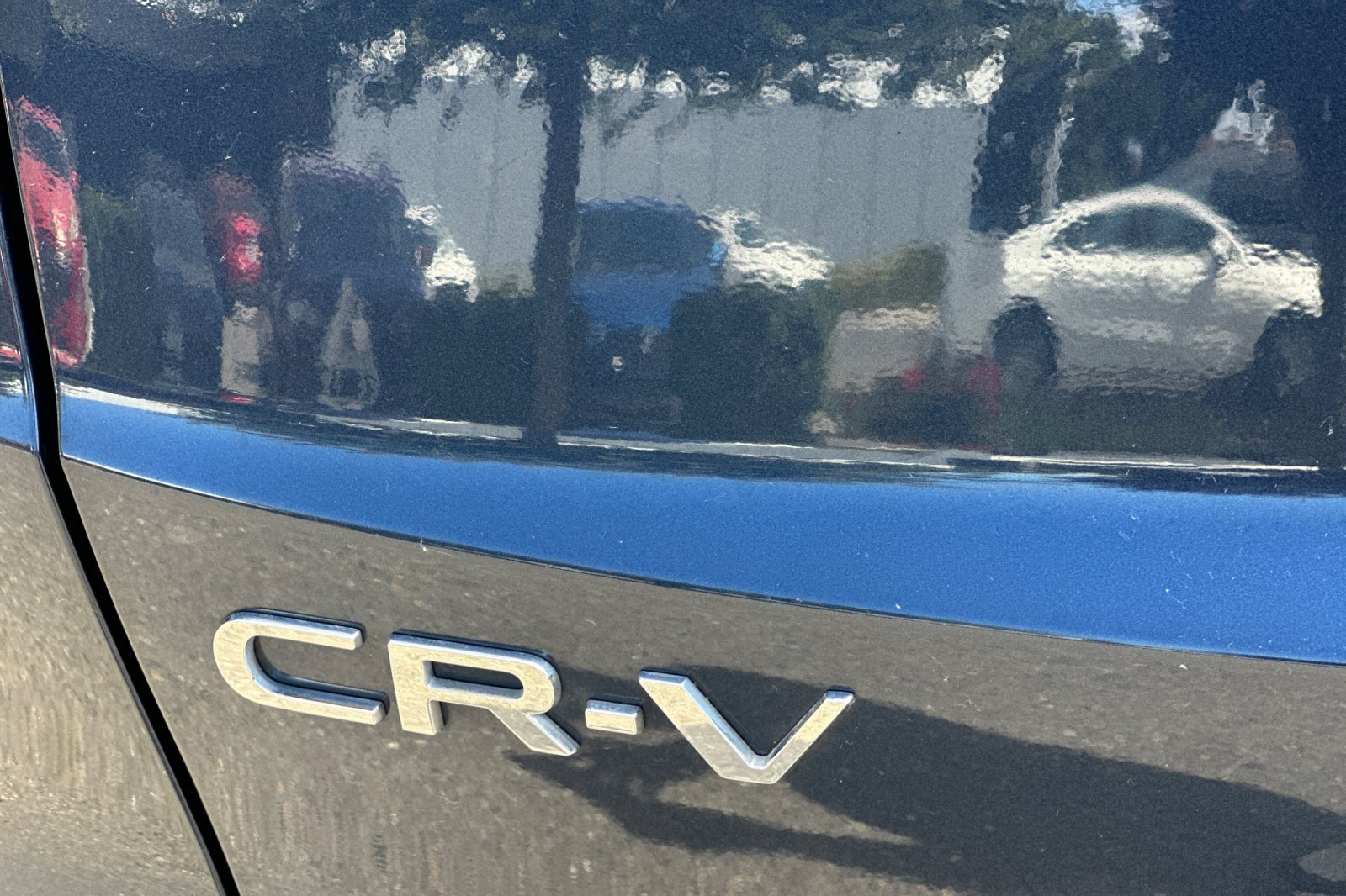 Used 2025 Honda CR-V EX image 26