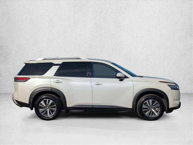 Used 2022 Nissan Pathfinder SL image 4