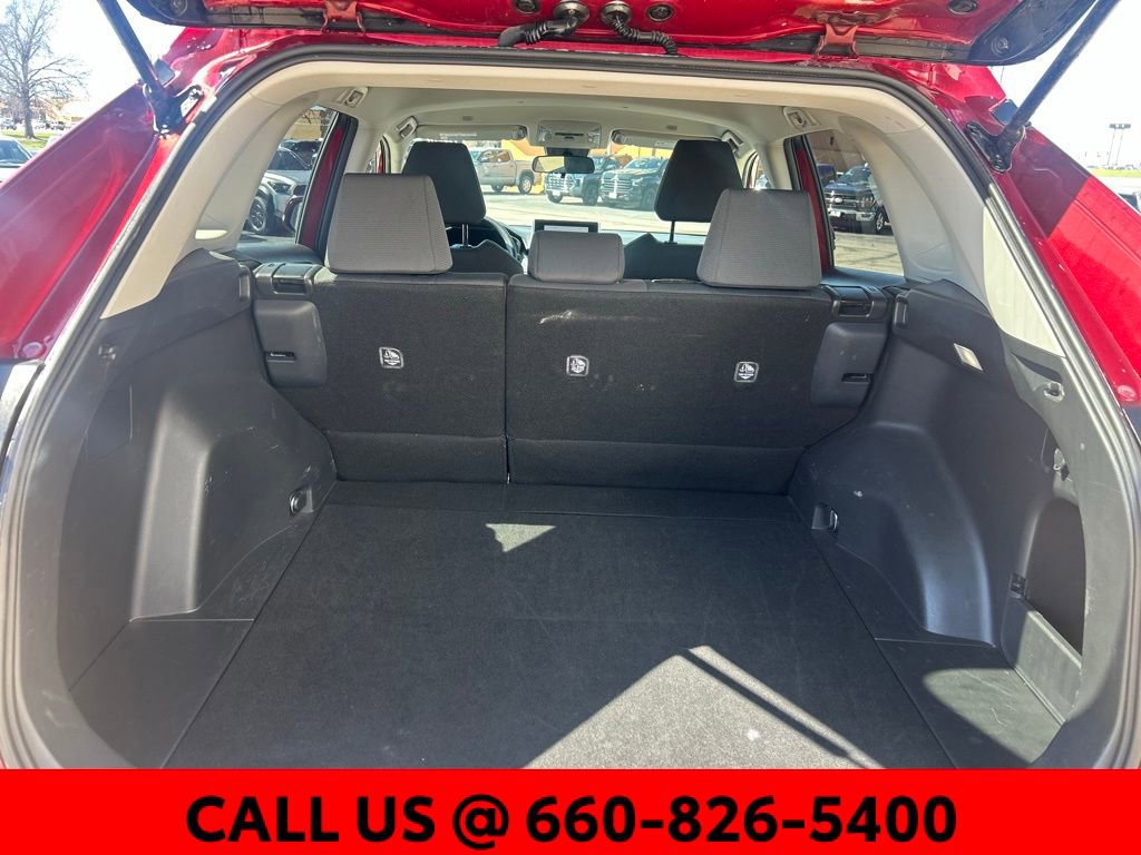 Used 2025 Toyota RAV4 XLE image 10