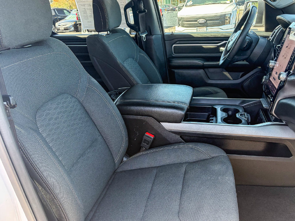 Used 2025 RAM 1500 Big Horn AWD/4WD image 45