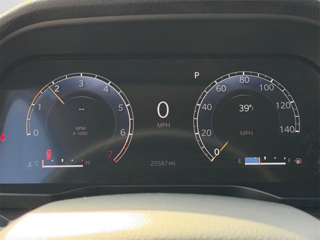 Certified 2024 Jeep Grand Cherokee Limited w/ Luxury Tech Group II image 13