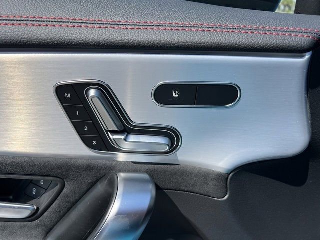 Used 2025 Mercedes-Benz CLA 250 image 11