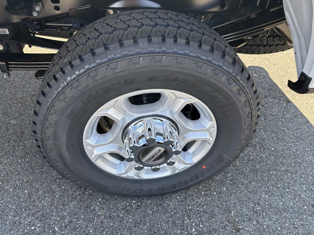 New 2026 Ford F350 XLT w/ 360-Degree Camera Package image 16