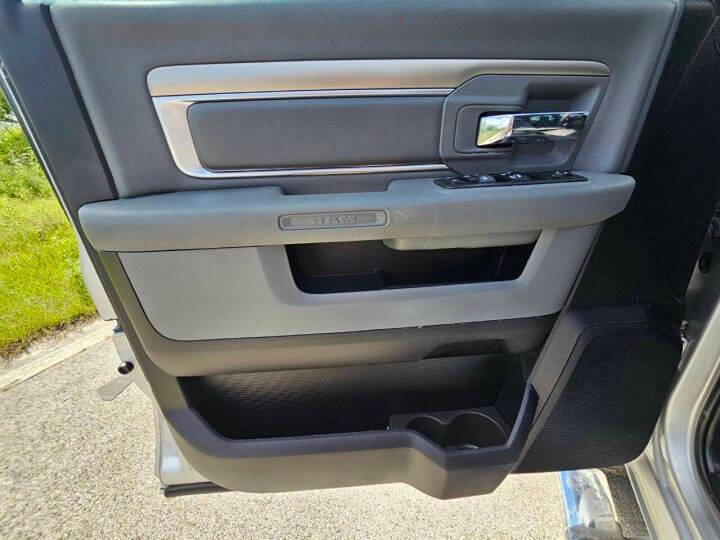 Used 2018 RAM 2500 SLT image 15