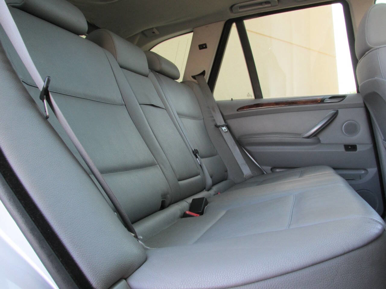 Used 2006 BMW X5 3.0i image 24