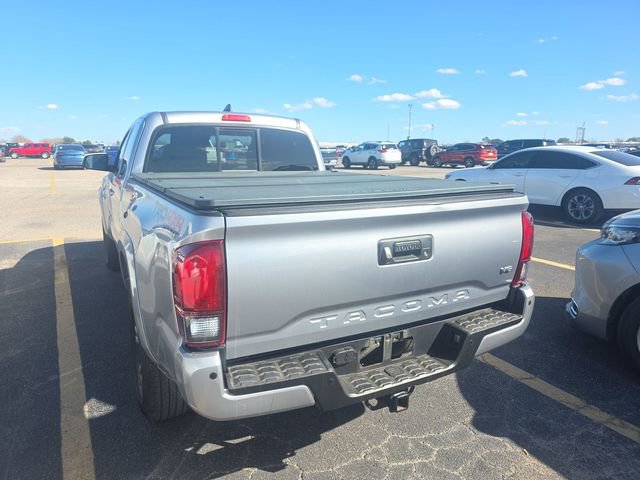 Used 2019 Toyota Tacoma TRD Sport w/ Technology Package image 4