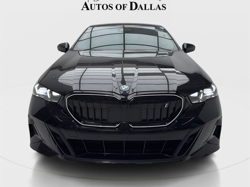 Used 2024 BMW i5 eDrive40i w/ Executive Package RWD image 3