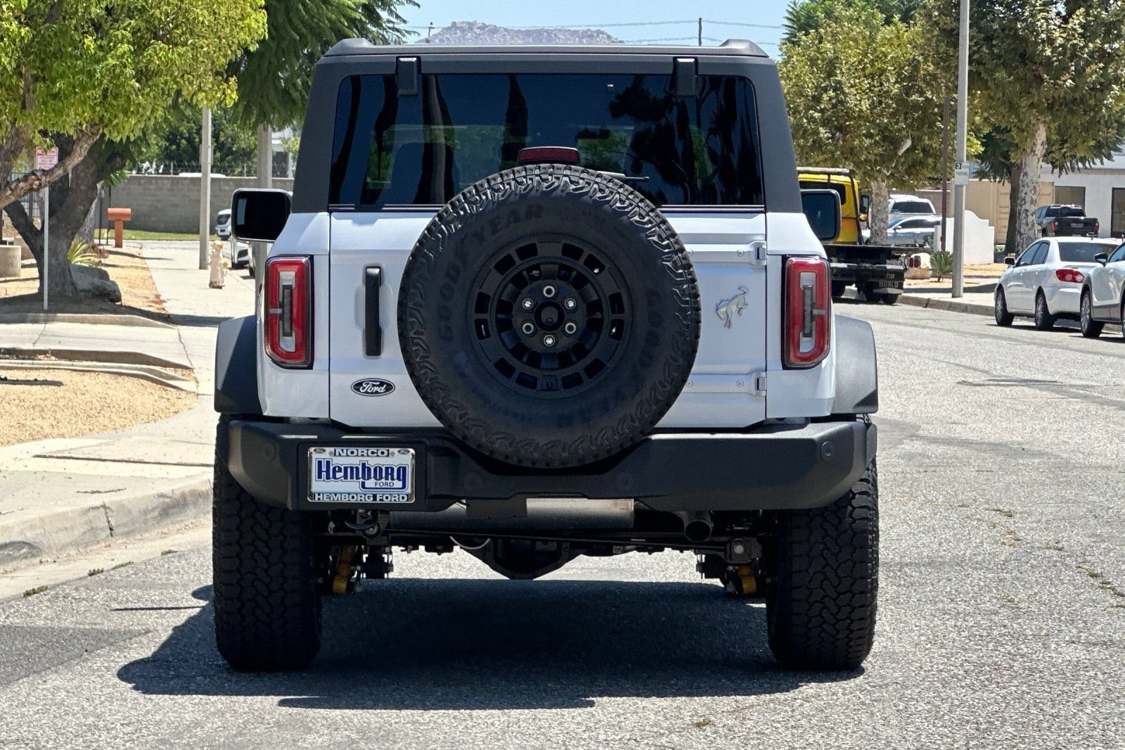 New 2026 Ford Bronco Outer Banks w/ Sasquatch Package AWD/4WD image 5