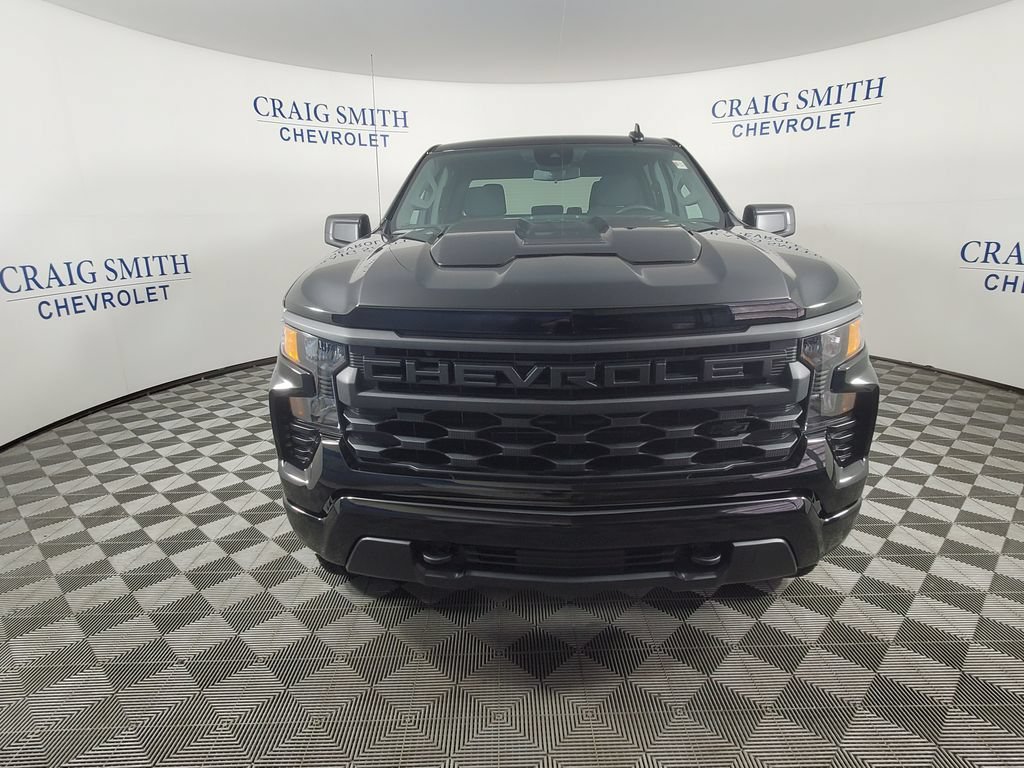 New 2026 Chevrolet Silverado 1500 Custom Trail Boss w/ Turbomax Blackout Package AWD/4WD image 8