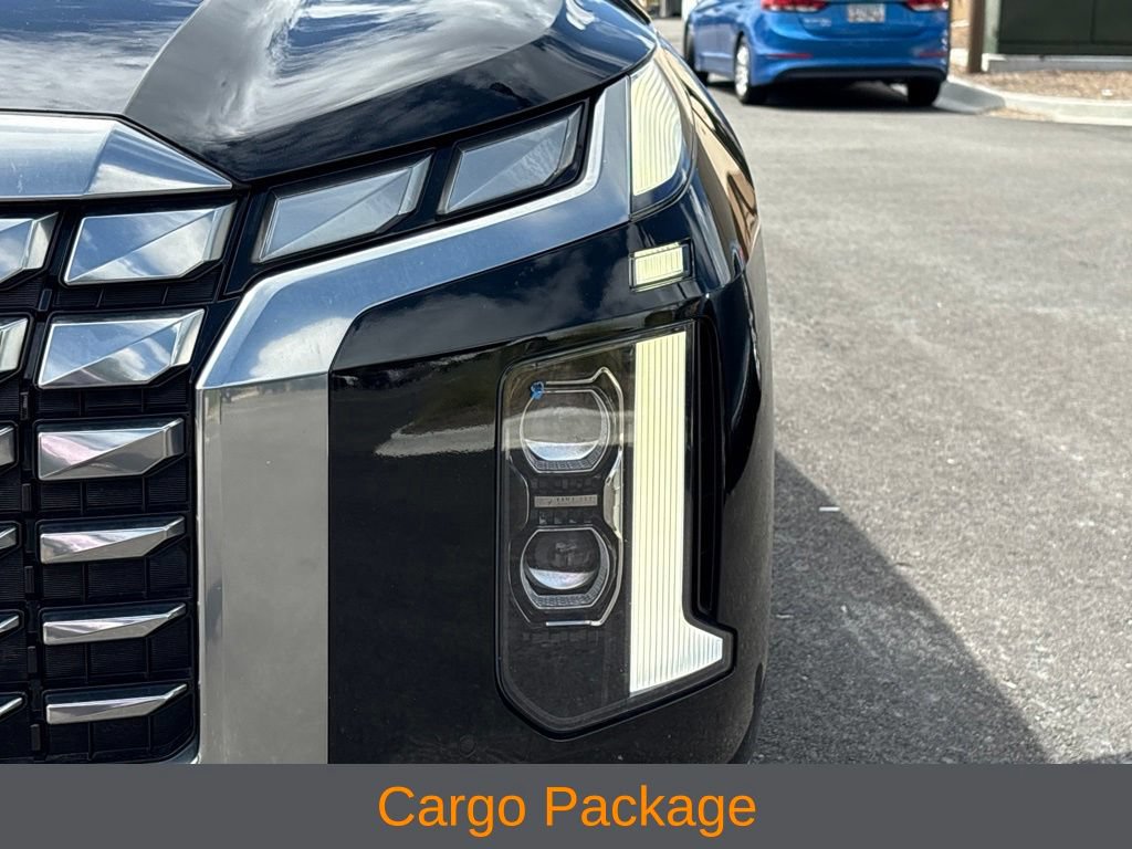 Used 2023 Hyundai Palisade Calligraphy w/ Cargo Package FWD image 9