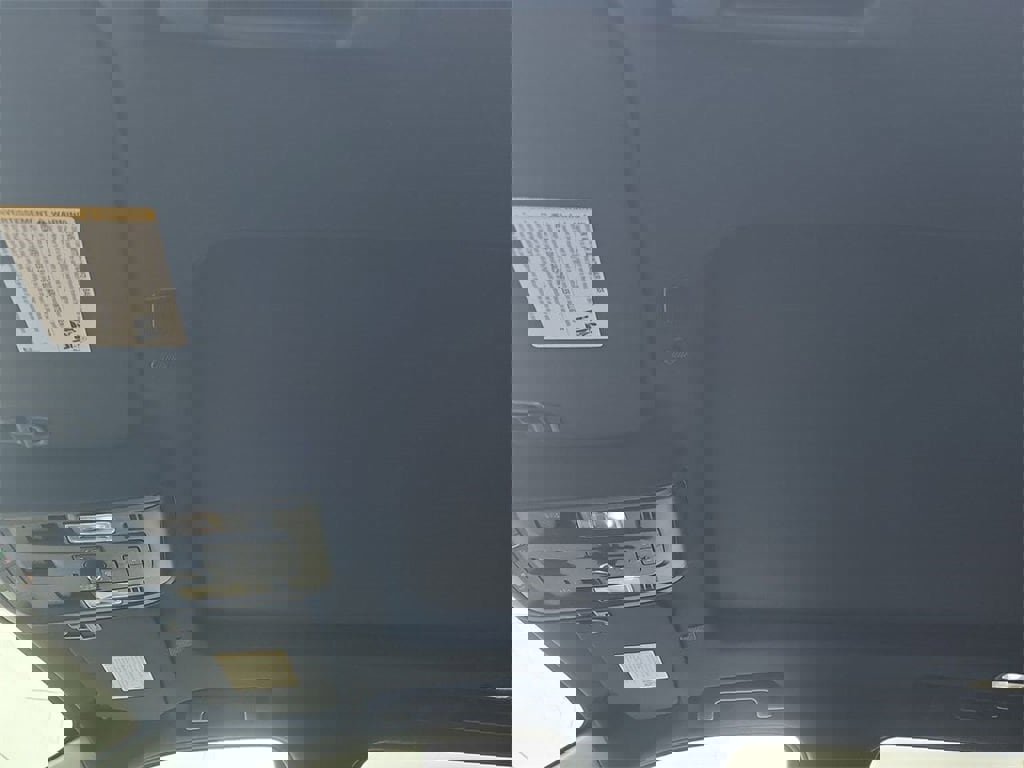 Certified 2021 Chevrolet Suburban High Country w/ Premium Package image 20