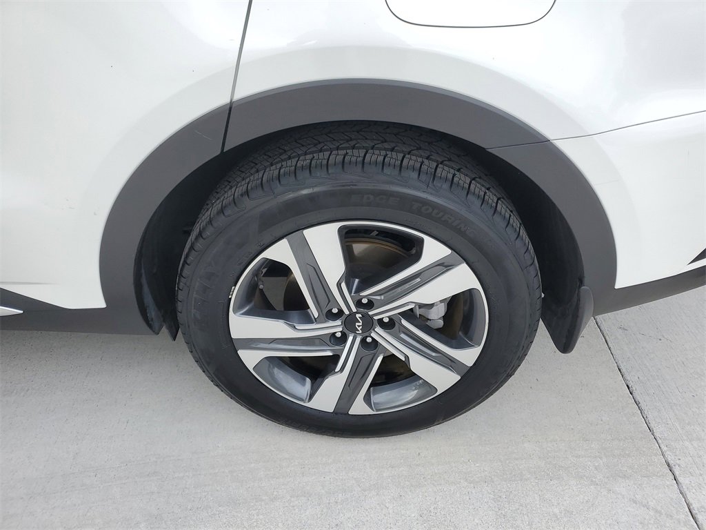 Used 2022 Kia Sorento SX w/ Panoramic Sunroof Package image 8