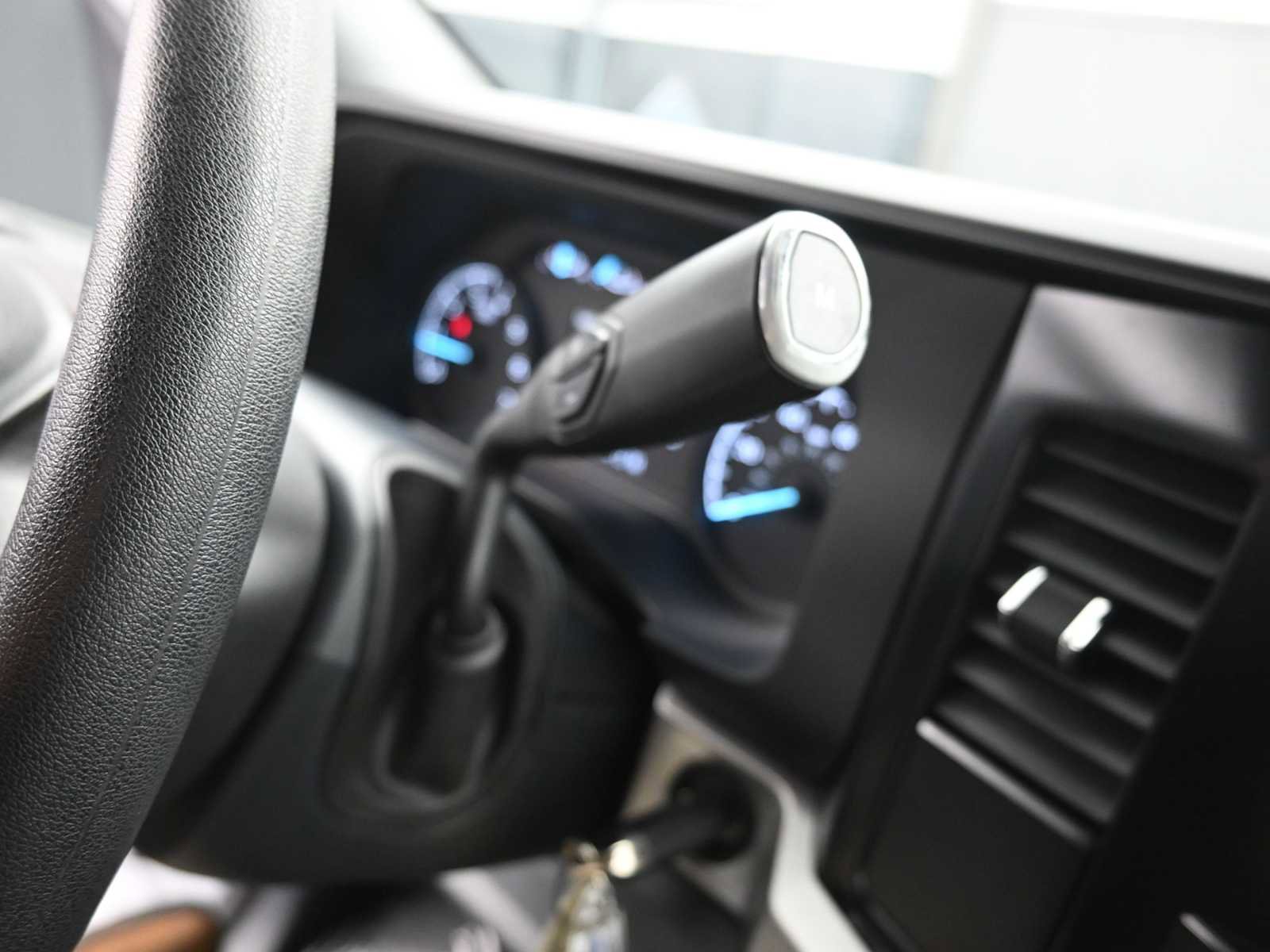 Used 2025 Ford F250 XLT image 35