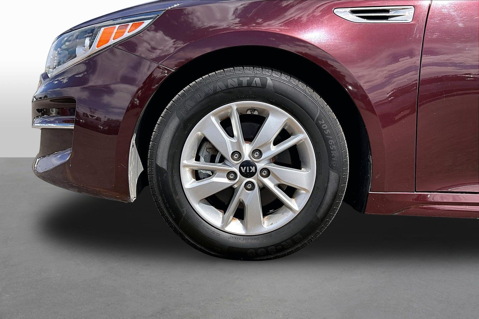 Used 2018 Kia Optima LX FWD image 8