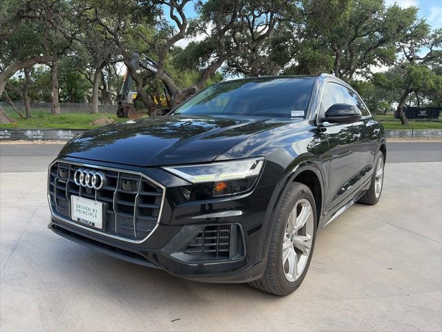 Used 2022 Audi Q8 Premium Plus AWD/4WD image 2