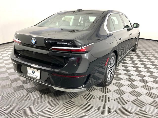 Used 2024 BMW i7 eDrive50 RWD image 6