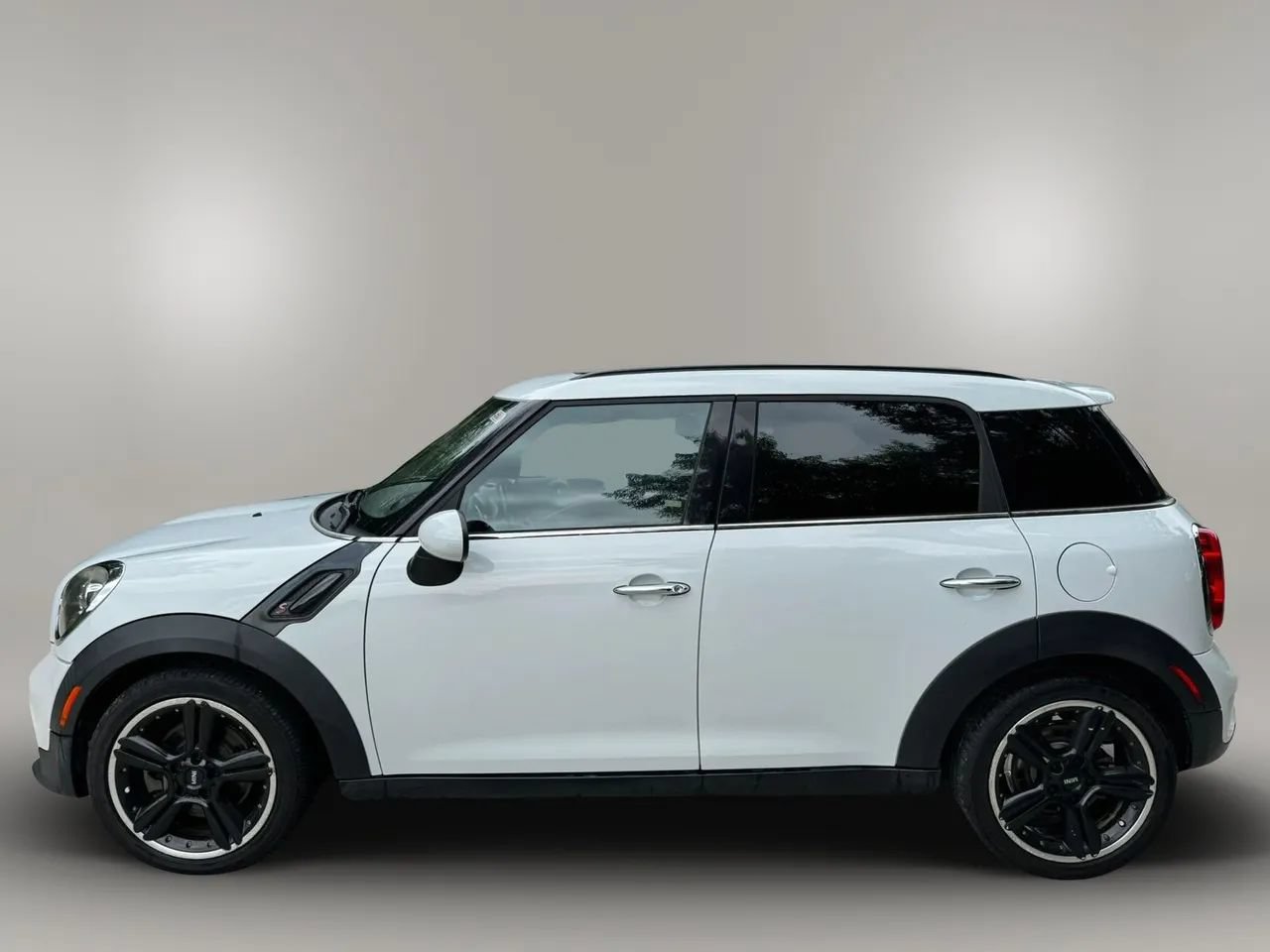 Used 2012 MINI Cooper Countryman S FWD image 5