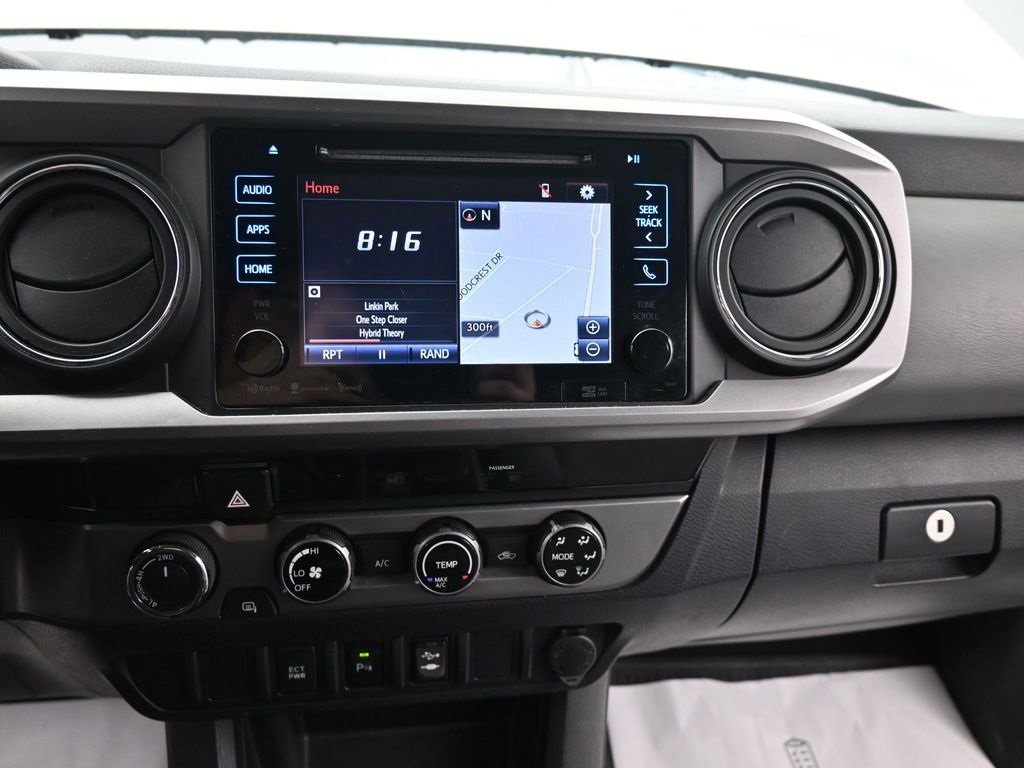 Used 2017 Toyota Tacoma SR5 w/ Tow Package image 19