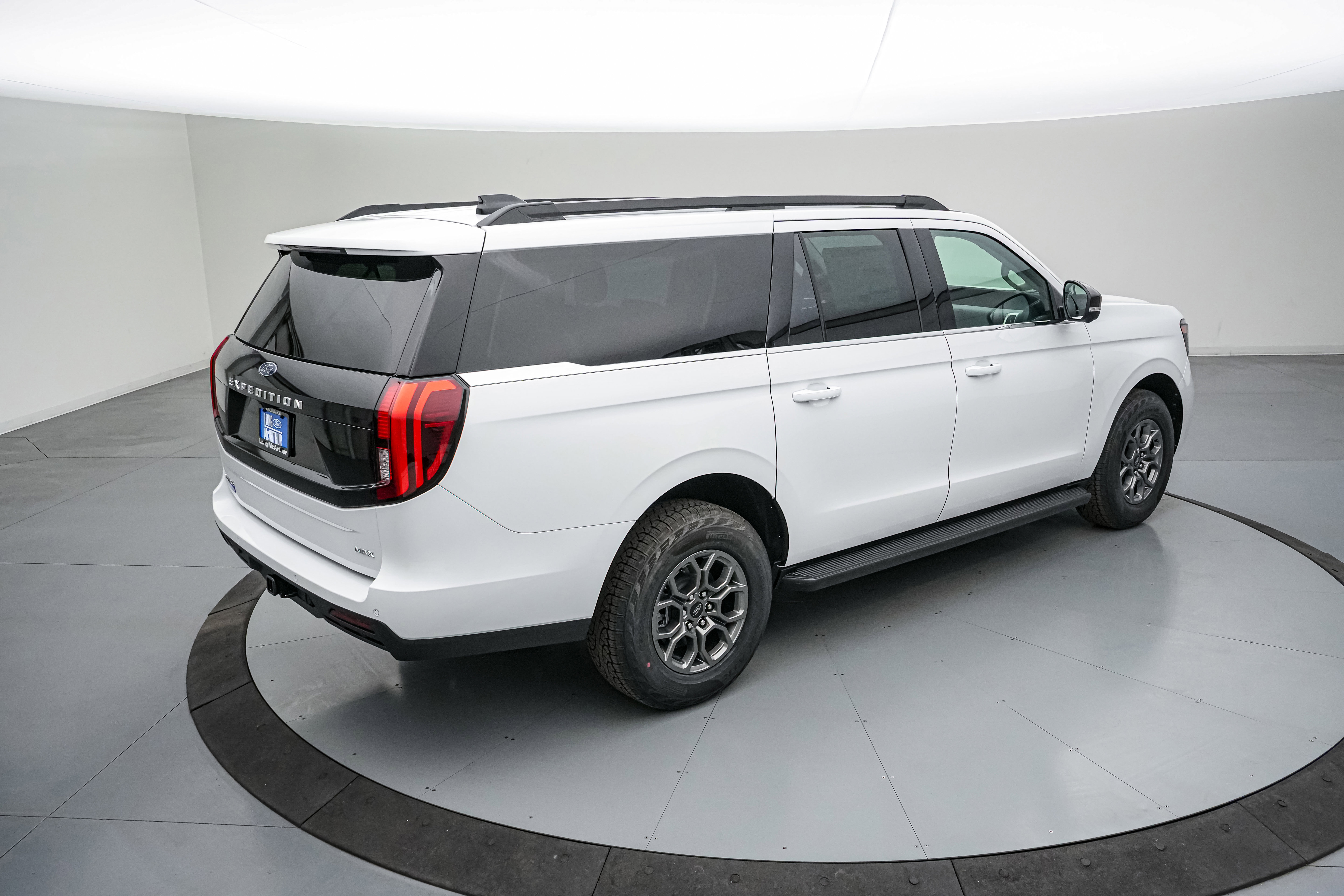 New 2026 Ford Expedition Max Active AWD/4WD image 5