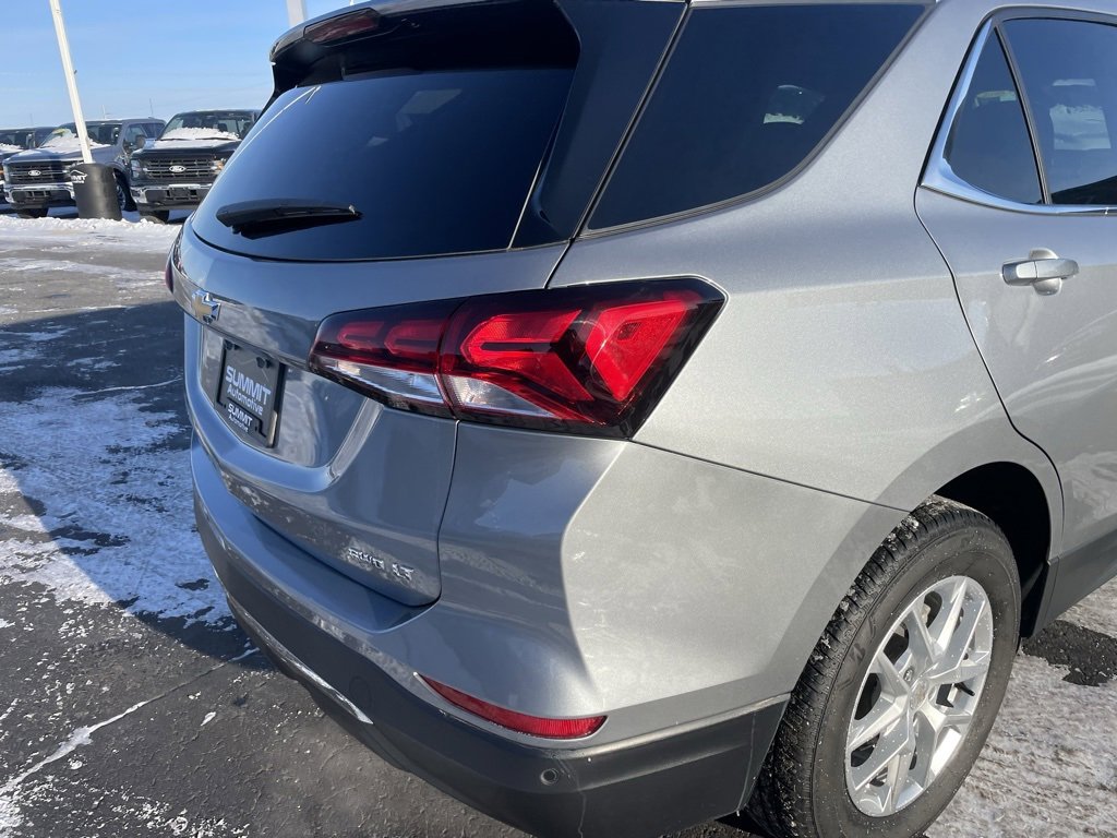 Used 2024 Chevrolet Equinox LT image 37