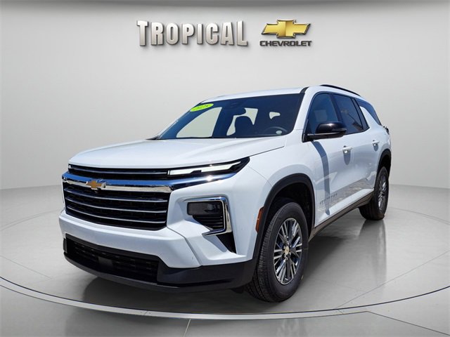 New 2025 Chevrolet Traverse LT