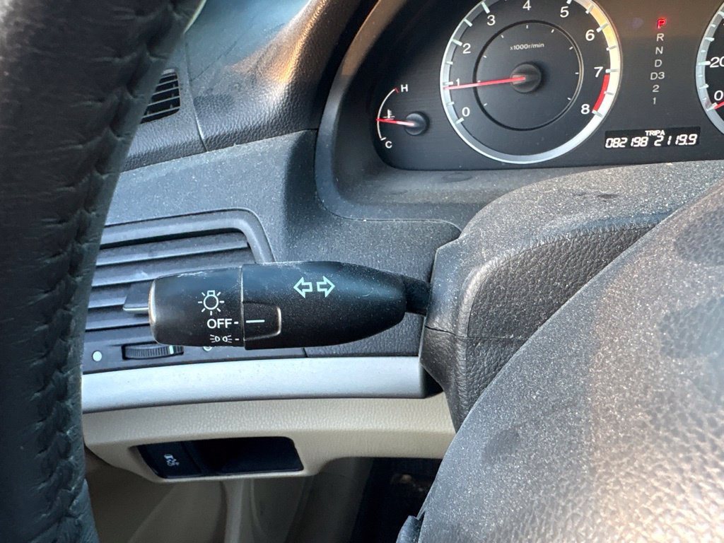 Used 2012 Honda Accord EX-L image 25