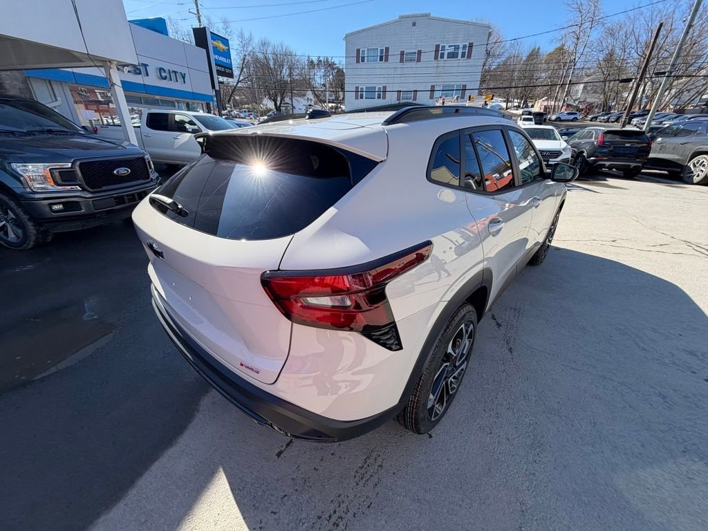 New 2026 Chevrolet Trax RS image 5
