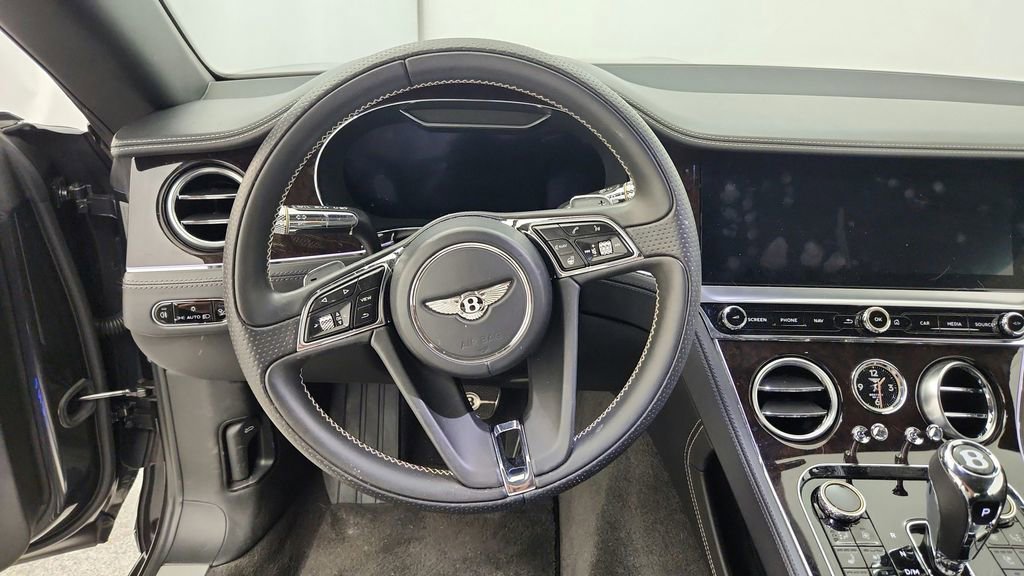 Used 2020 Bentley Continental GT image 19