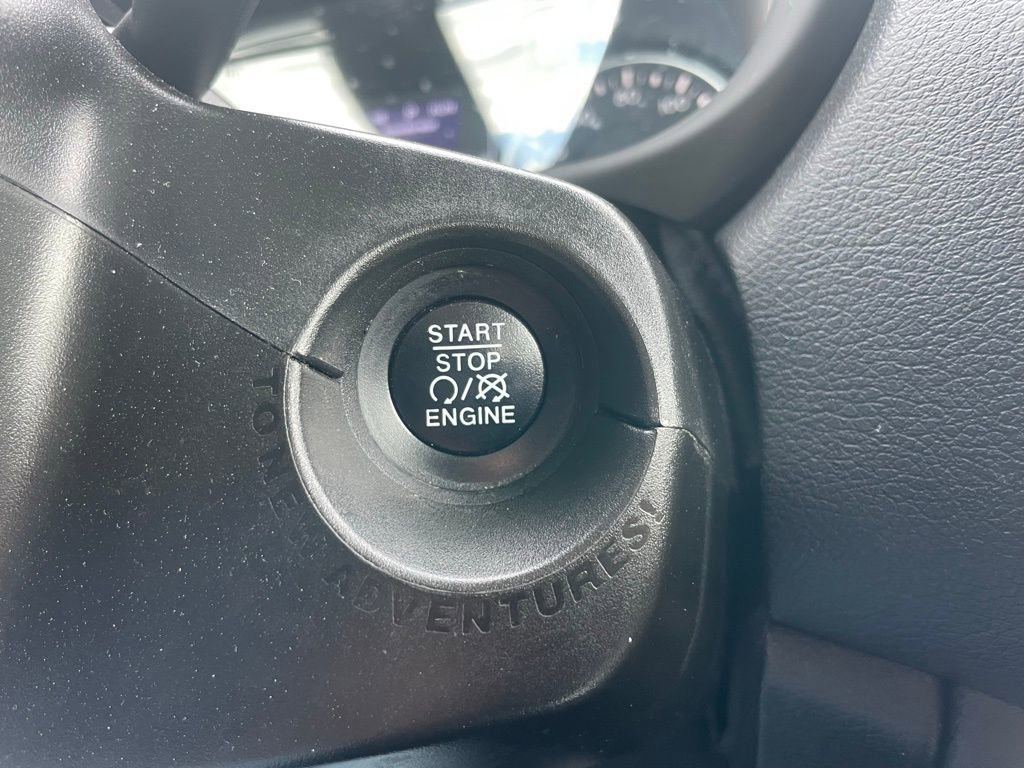 Used 2020 Jeep Renegade Sport w/ Sport Appearance Group FWD image 43