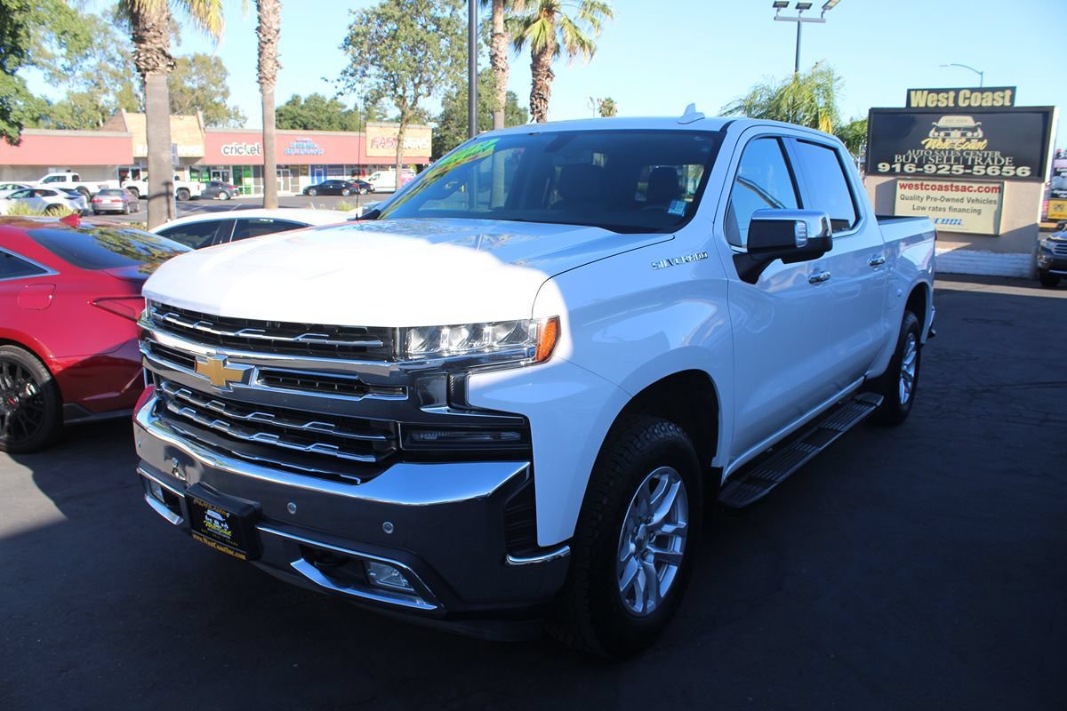 Used 2019 Chevrolet Silverado 1500 LTZ w/ LTZ Plus Package AWD/4WD image 4