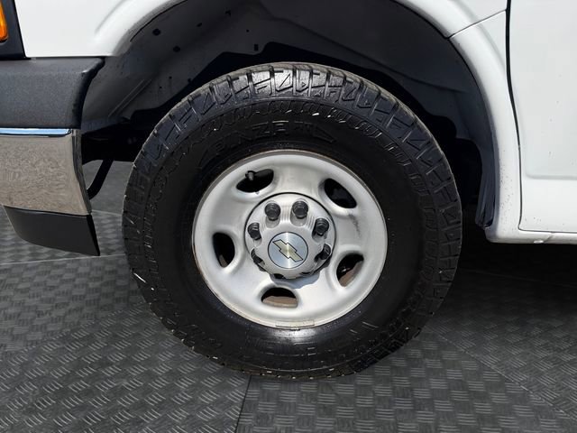Used 2021 Chevrolet Express 2500 w/ Driver Convenience Package image 14