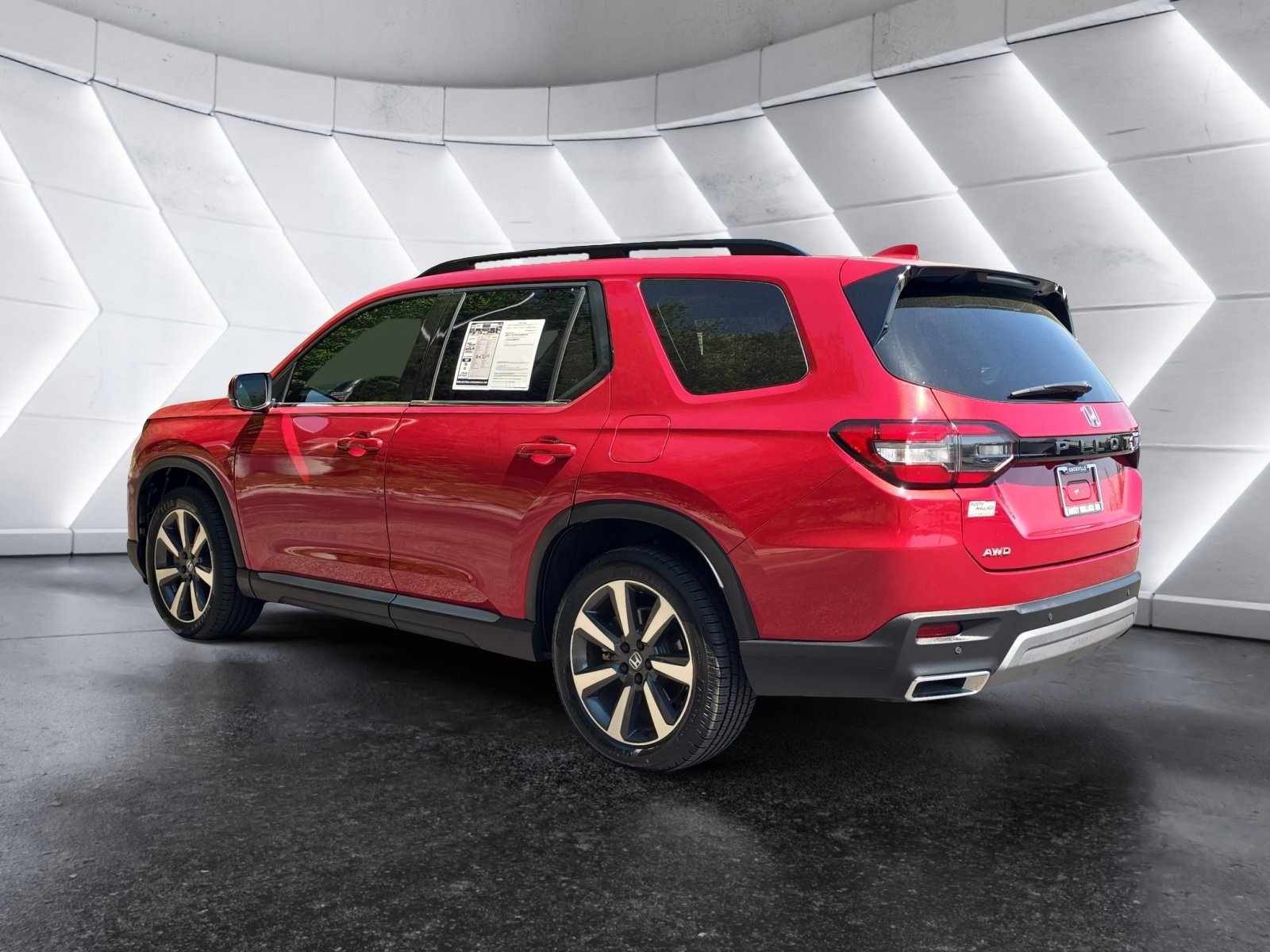 Used 2023 Honda Pilot Elite image 3