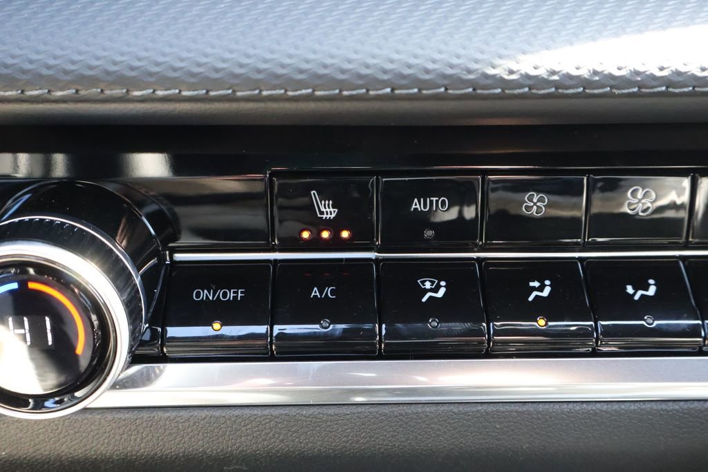 New 2026 Chevrolet Equinox LT w/ Convenience Package II image 28