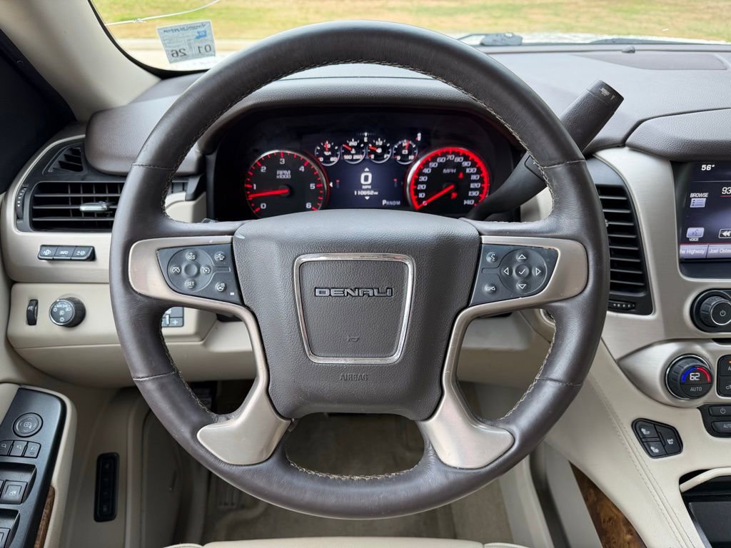 Used 2015 GMC Yukon XL Denali w/ Premium Package image 18