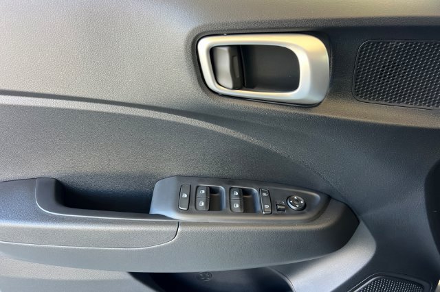 New 2026 Hyundai Venue SEL FWD image 10