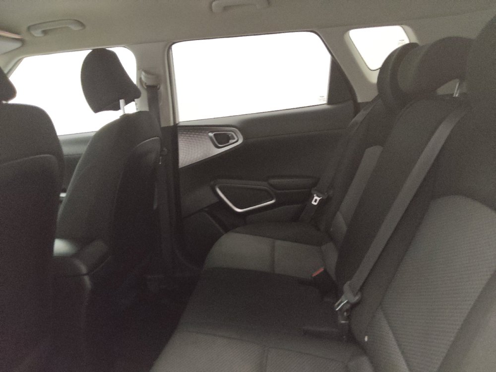 Used 2022 Kia Soul LX FWD image 18