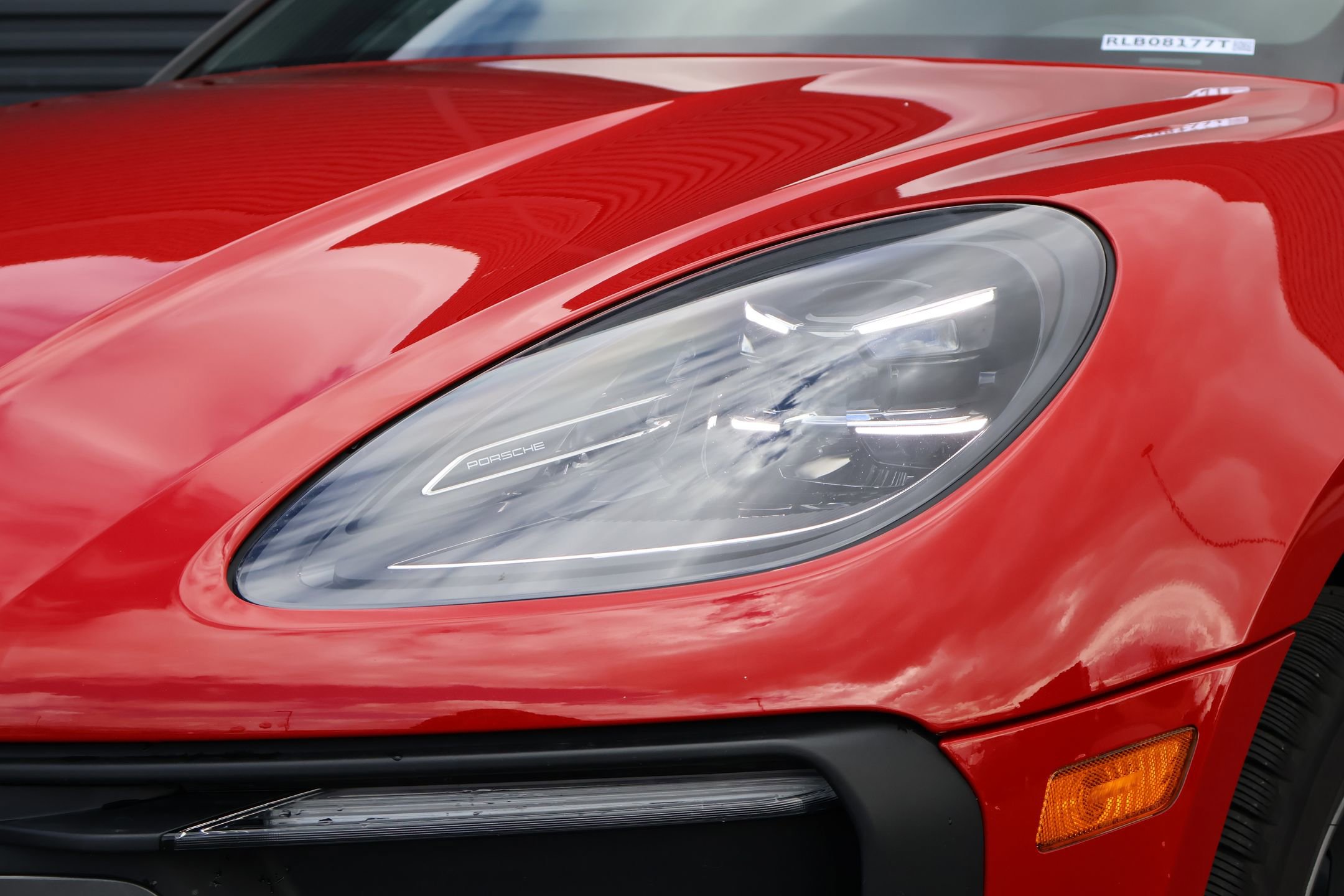 Used 2024 Porsche Macan Turbo image 12