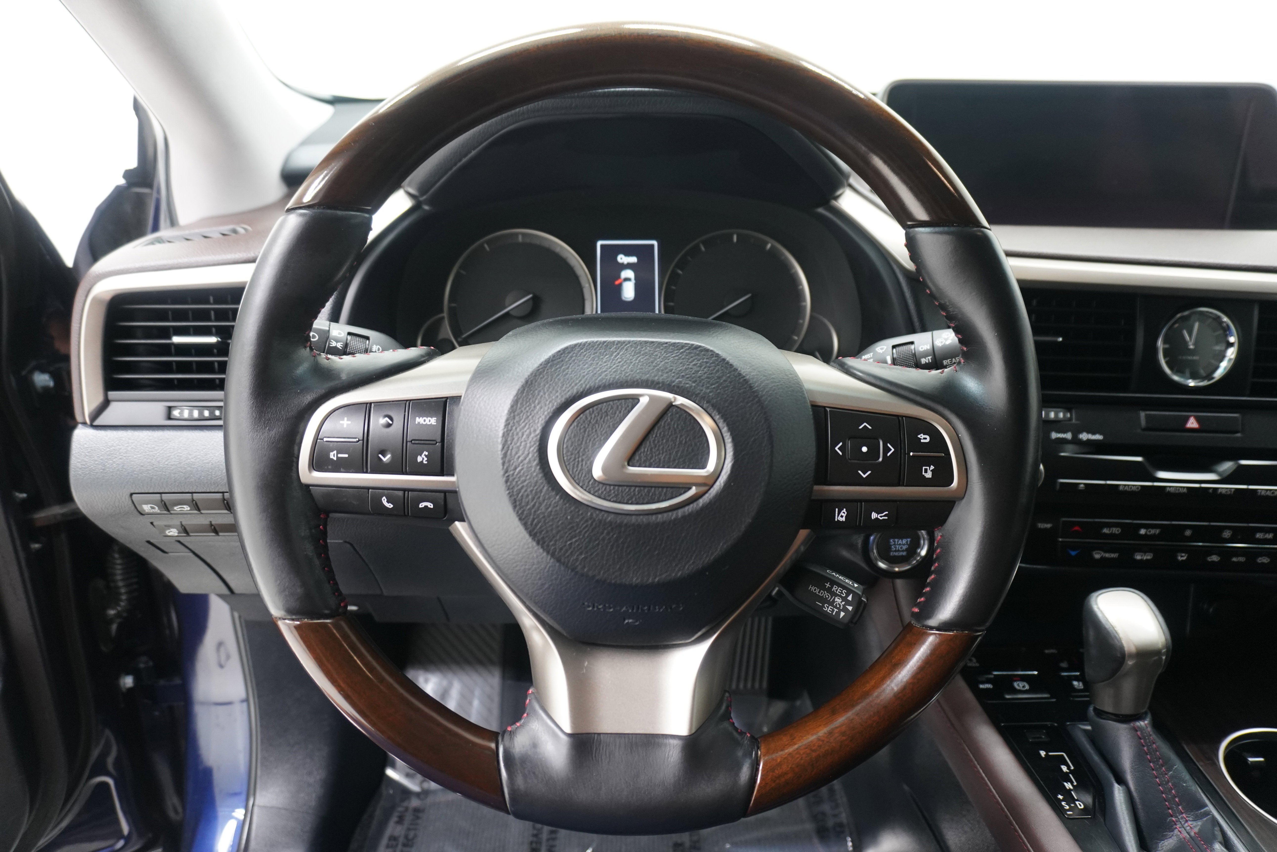 Used 2018 Lexus RX 350L FWD image 18