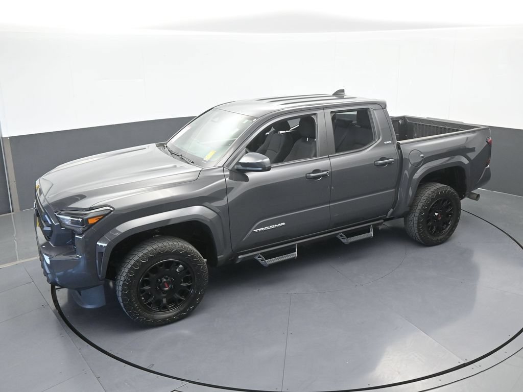 Used 2025 Toyota Tacoma SR5 RWD image 53