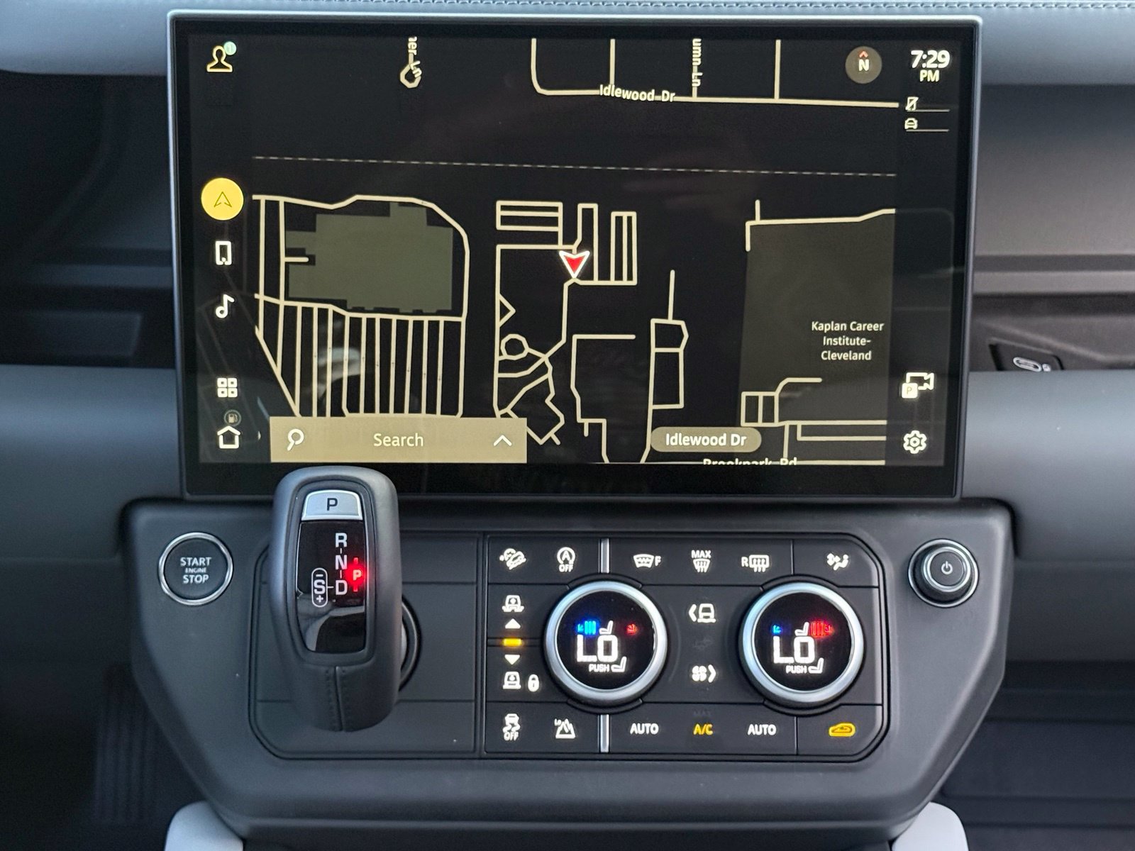 New 2026 Land Rover Defender 110 X-Dynamic SE AWD/4WD image 19
